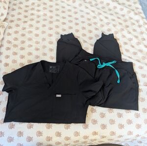 Figs FreeX Set - Small Catarina And Medium Petite Zamora Jogger Bottoms